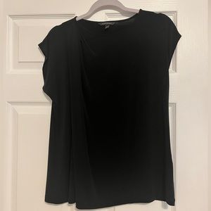 Banana Republic Women’s loose and pleated blouse